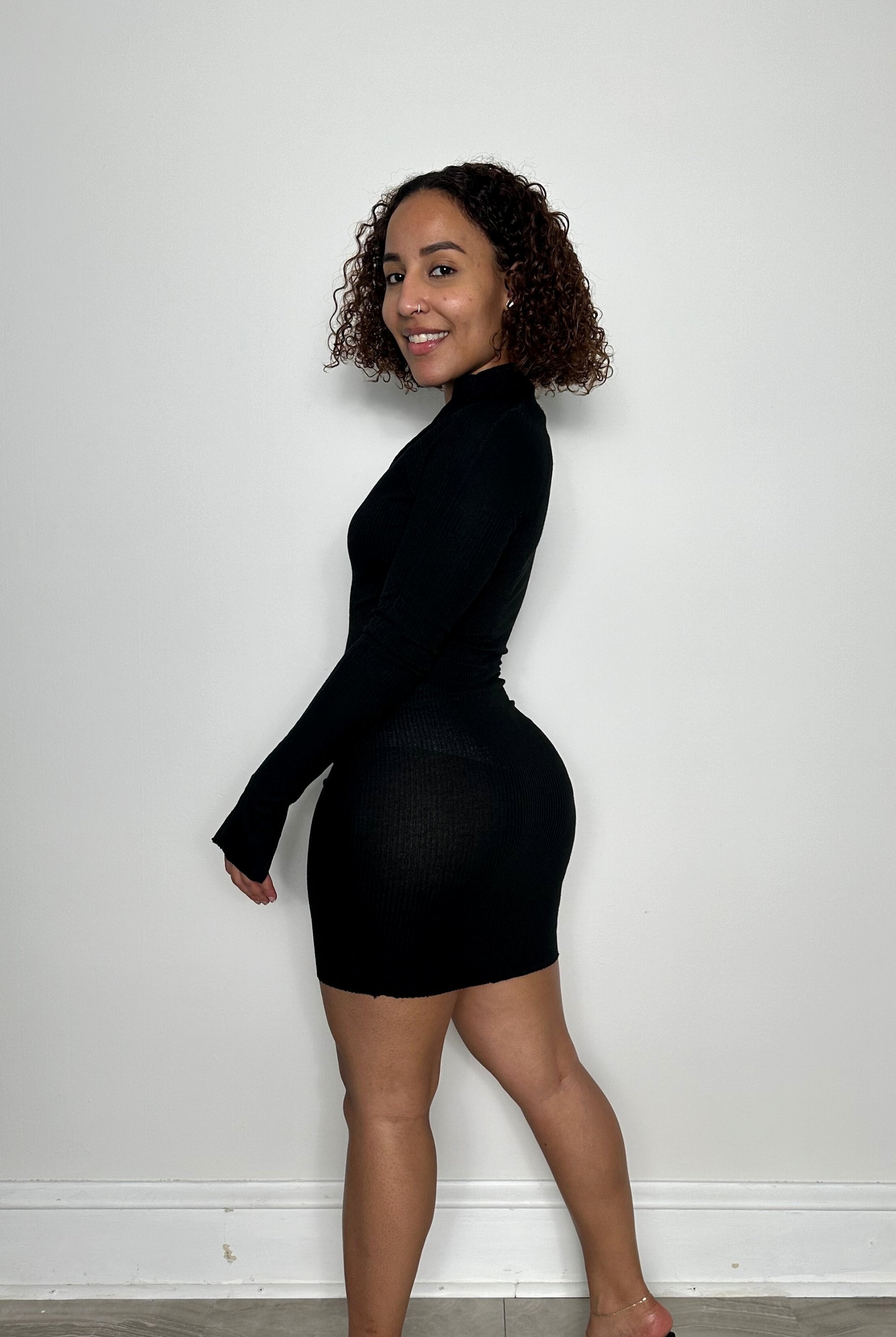 Black Knit Long Sleeve Front Zipper Dress